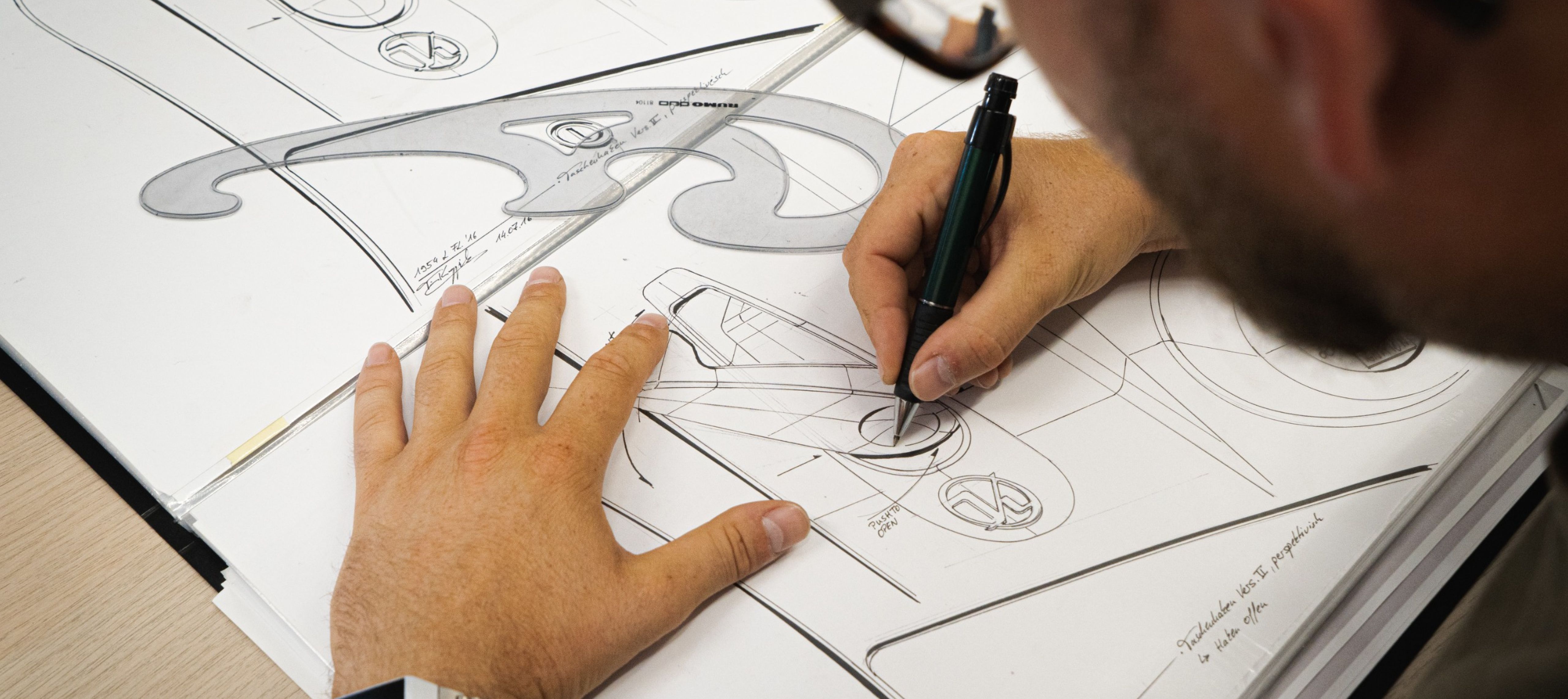 How to Thrive as a Designer: Unleashing Your Creative Potential